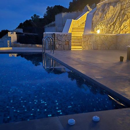 Desun Suites Kolonion エクステリア 写真