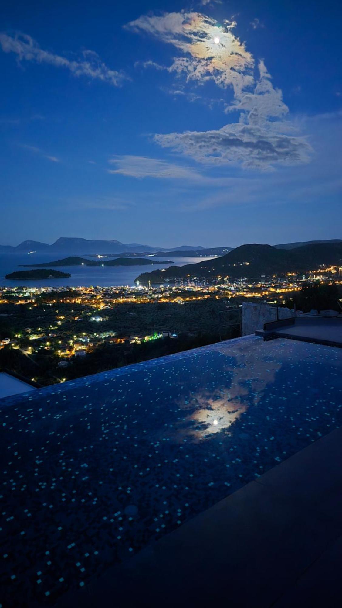 Desun Suites Kolonion エクステリア 写真